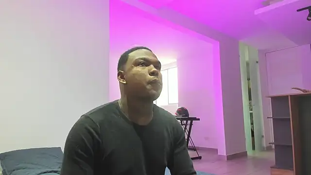 Troykhalil online show from December 2025 09:50:01 PM