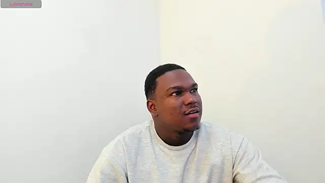 Troykhalil online show from November 2025 09:48:01 PM