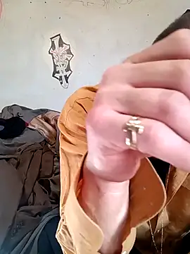 Snapshot of gettinit2wice chatting on February 2025 11:21:02 PM gettinit2wice online show from February 2025 11:21:02 PM