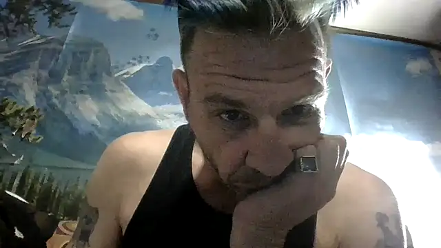Snapshot of gettinit2wice chatting on July 2026 11:27:01 AM gettinit2wice online show from July 2026 11:27:01 AM