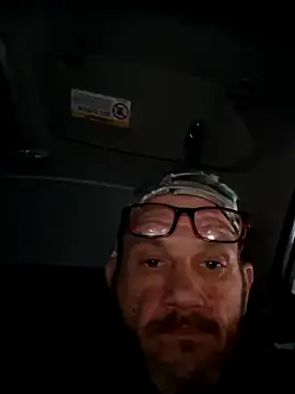 Snapshot of gettinit2wice chatting on September 2025 10:27:01 AM gettinit2wice online show from September 2025 10:27:01 AM