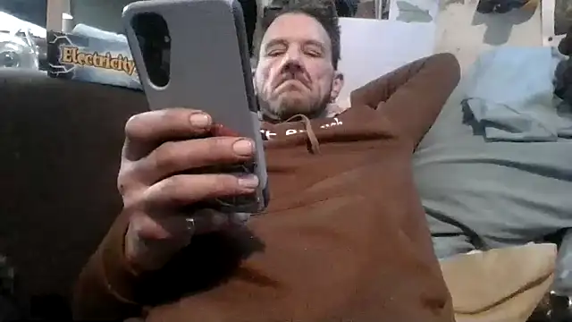 Snapshot of gettinit2wice chatting on December 2025 03:40:01 AM gettinit2wice online show from December 2025 03:40:01 AM