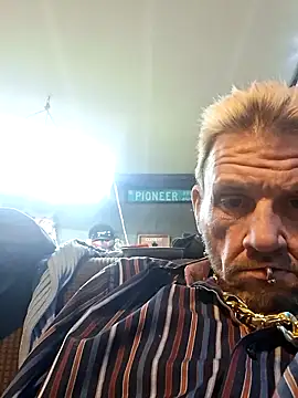 gettinit2wice online show from December 2025 05:47:02 PM