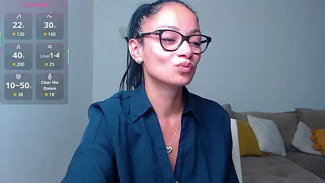 Snapshot of BabySerene chatting on October 2025 12:58:01 AM BabySerene online show from October 2025 12:58:01 AM