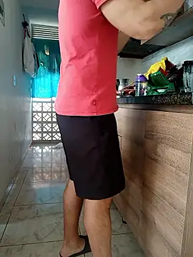 Snapshot of LEIRIS_Y_FRED_01 chatting on October 2025 01:54:02 PM LEIRIS Y FRED 01 online show from October 2025 01:54:02 PM