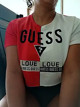 Snapshot of LEIRIS_Y_FRED_01 chatting on December 2025 02:49:02 PM LEIRIS Y FRED 01 online show from December 2025 02:49:02 PM