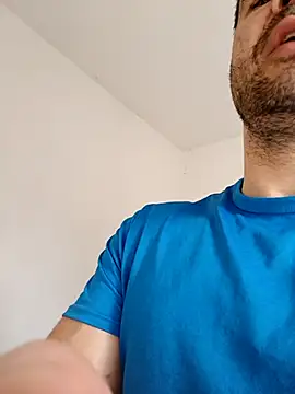 Snapshot of LEIRIS_Y_FRED_01 chatting on November 2025 03:01:01 PM LEIRIS Y FRED 01 online show from November 2025 03:01:01 PM