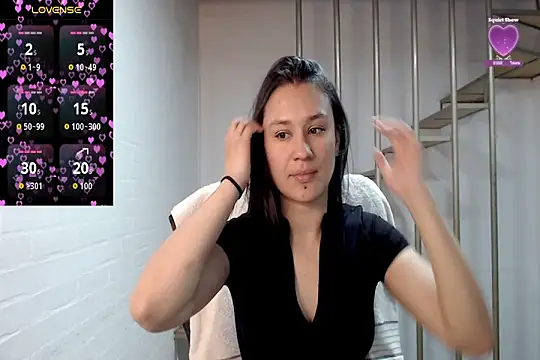 Jessie Desire online show from November 2025 01:53:02 AM