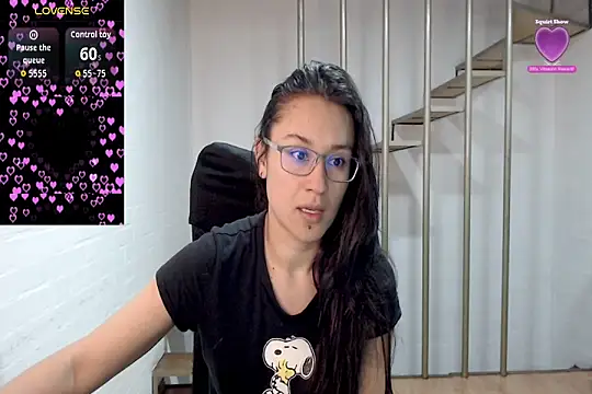 Snapshot of Jessie_Desire chatting on October 2025 12:11:01 AM Jessie Desire online show from October 2025 12:11:01 AM
