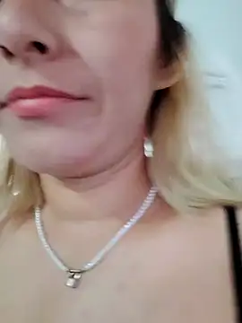 Snapshot of florecita9 chatting on March 2025 06:13:02 PM florecita9 online show from March 2025 06:13:02 PM