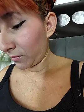 florecita9 online show from January 2026 07:28:02 PM