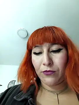 florecita9 online show from November 2025 07:28:02 PM