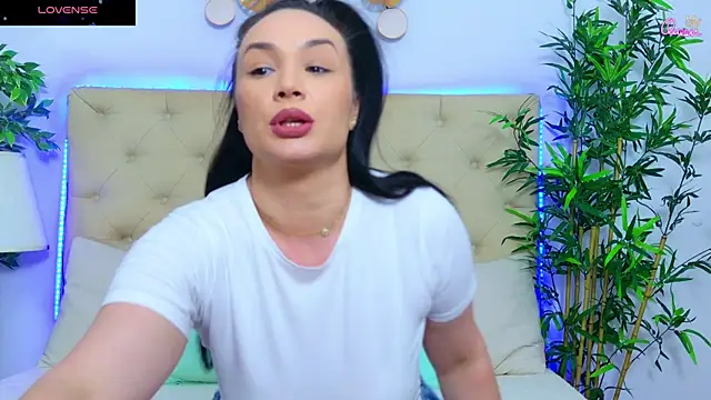 Snapshot of DaliyaArabian chatting on May 2026 12:03:02 PM DaliyaArabian online show from May 2026 12:03:02 PM