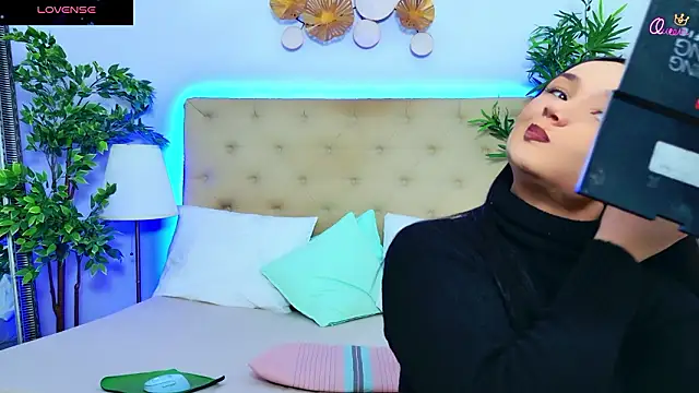 DaliyaArabian online show from January 2026 01:14:01 PM