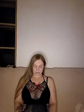 Snapshot of katiestevens chatting on November 2025 09:29:02 PM katiestevens online show from November 2025 09:29:02 PM