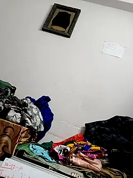 Snapshot of couple00795 chatting on December 2024 05:48:01 PM couple00795 online show from December 2024 05:48:01 PM