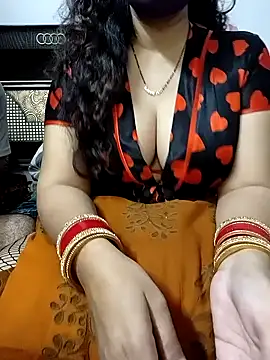 Snapshot of couple00795 chatting on December 2024 07:38:01 PM couple00795 online show from December 2024 07:38:01 PM