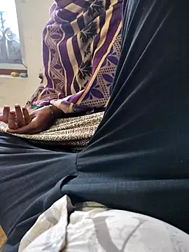 FeltedEuropium online show from December 2025 07:29:01 AM