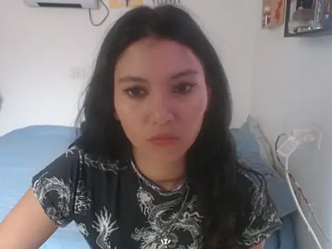 HannaKlein online show from September 2025 01:15:02 PM