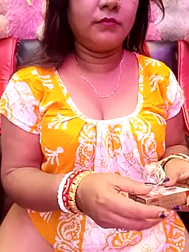 ella mariya online show from October 2025 01:52:01 PM