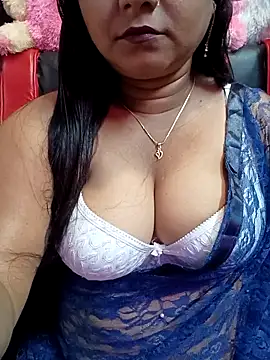 Snapshot of ella_mariya chatting on March 2026 10:28:02 AM ella mariya online show from March 2026 10:28:02 AM