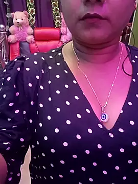 ella mariya online show from November 2025 02:55:02 PM