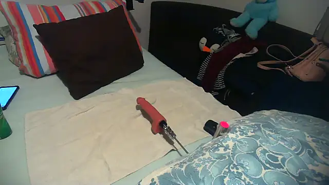 balkangirl1 online show from October 2025 02:35:02 PM