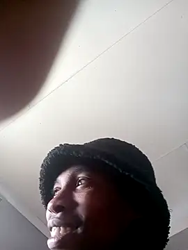 hoittytoittyxx online show from September 2025 11:39:02 AM