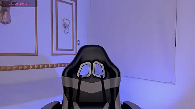 caro03x online show from October 2025 02:21:01 AM