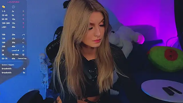 Snapshot of Saillise chatting on March 2025 01:43:01 AM Saillise online show from March 2025 01:43:01 AM