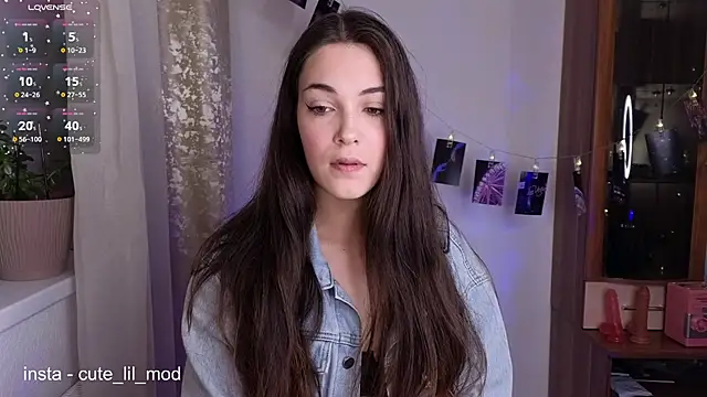 Snapshot of art_phoenix chatting on February 2026 09:06:02 PM art phoenix online show from February 2026 09:06:02 PM