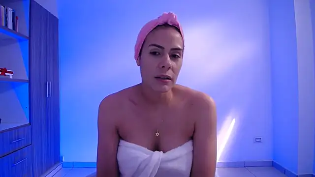 candydowson1 online show from February 2026 08:11:02 PM