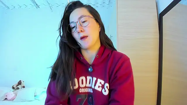 Snapshot of Elle_Lee_ chatting on February 2026 03:01:01 PM Elle Lee online show from February 2026 03:01:01 PM