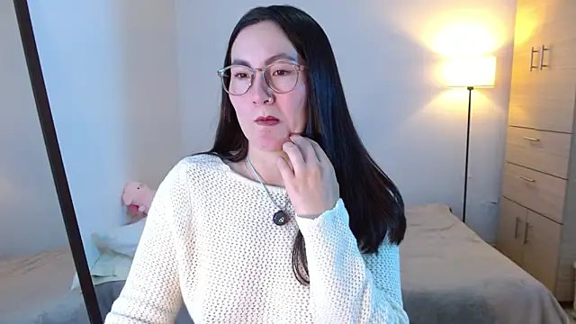 Elle Lee  online show from March 2026 05:31:02 AM