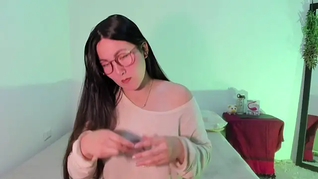 Snapshot of Elle_Lee_ chatting on March 2025 03:05:02 PM Elle Lee online show from March 2025 03:05:02 PM