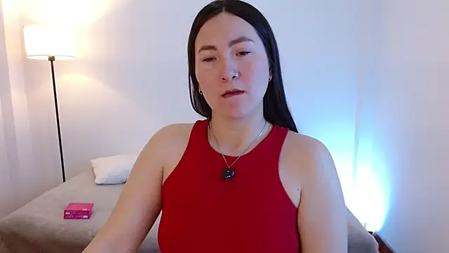 Elle Lee  online show from July 2026 02:29:02 PM