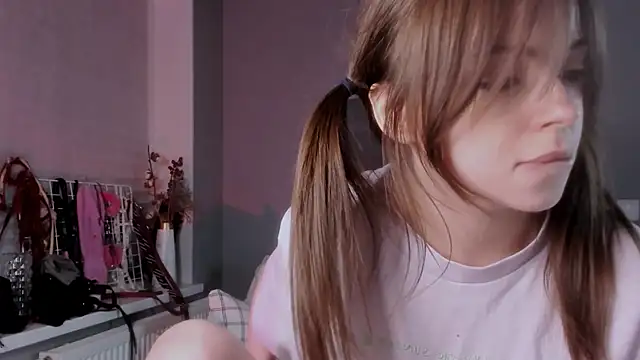 Snapshot of hype_meal_home chatting on January 2026 11:11:02 PM hype meal home online show from January 2026 11:11:02 PM