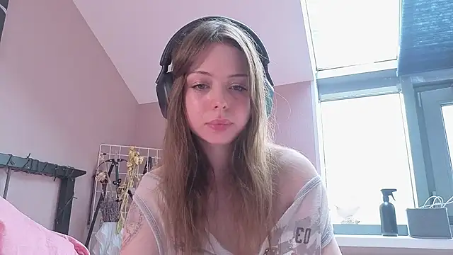 Snapshot of hype_meal_home chatting on July 2026 01:55:01 PM hype meal home online show from July 2026 01:55:01 PM