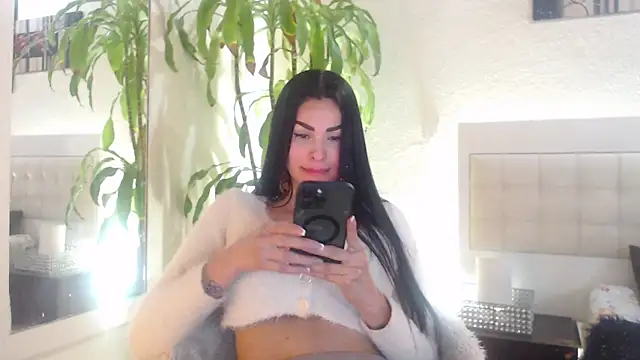  Pamela doll online show from November 2025 11:38:01 PM