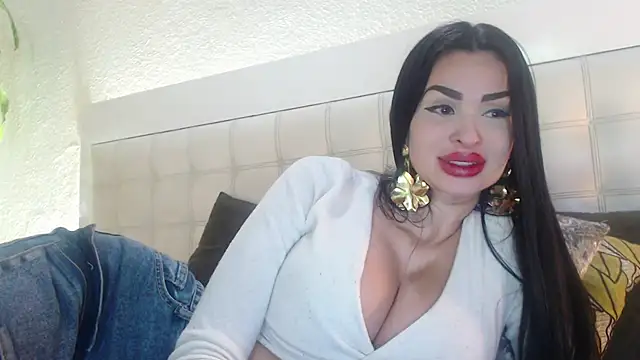  Pamela doll online show from November 2025 12:55:01 AM