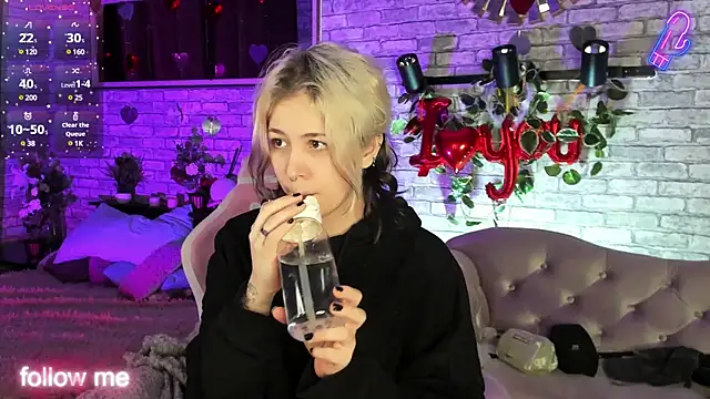 Snapshot of Alex_Howell chatting on March 2025 08:45:02 PM Alex Howell online show from March 2025 08:45:02 PM