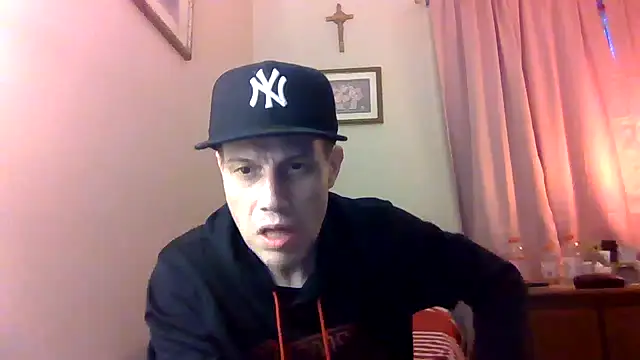 kollzCloudzz online show from April 2026 10:22:02 AM