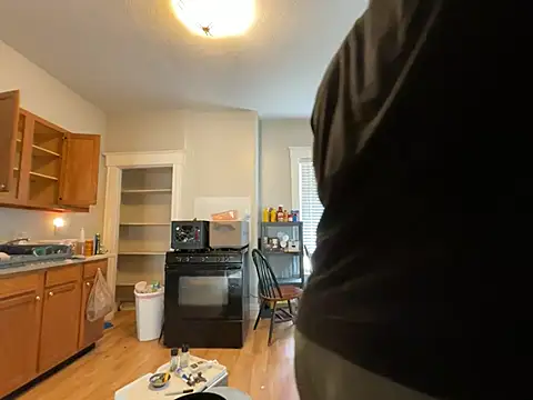 Mcpussypounder211 online show from June 2026 10:33:01 PM