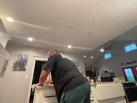 Mcpussypounder211 online show from June 2026 11:43:01 PM