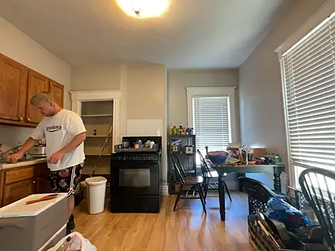 Mcpussypounder211 online show from June 2026 09:08:01 PM