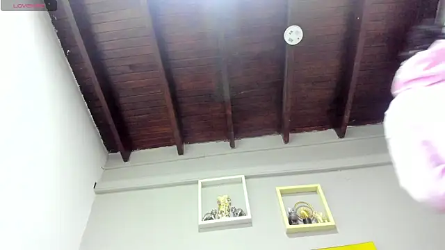 vahiolet fuentes online show from April 2026 02:57:02 AM