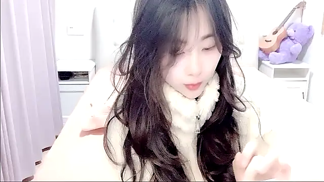 aisha123123 online show from January 2026 02:21:02 PM