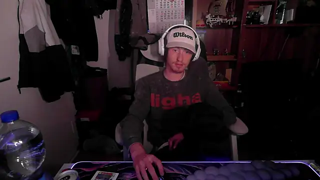 Snapshot of leon29leo chatting on October 2025 05:01:02 PM leon29leo online show from October 2025 05:01:02 PM