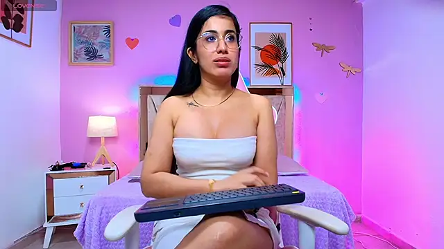 Miia harper  online show from February 2025 12:52:02 PM
