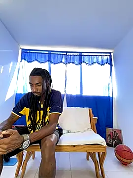 Snapshot of Malkon_Big chatting on November 2025 08:35:02 PM Malkon Big online show from November 2025 08:35:02 PM